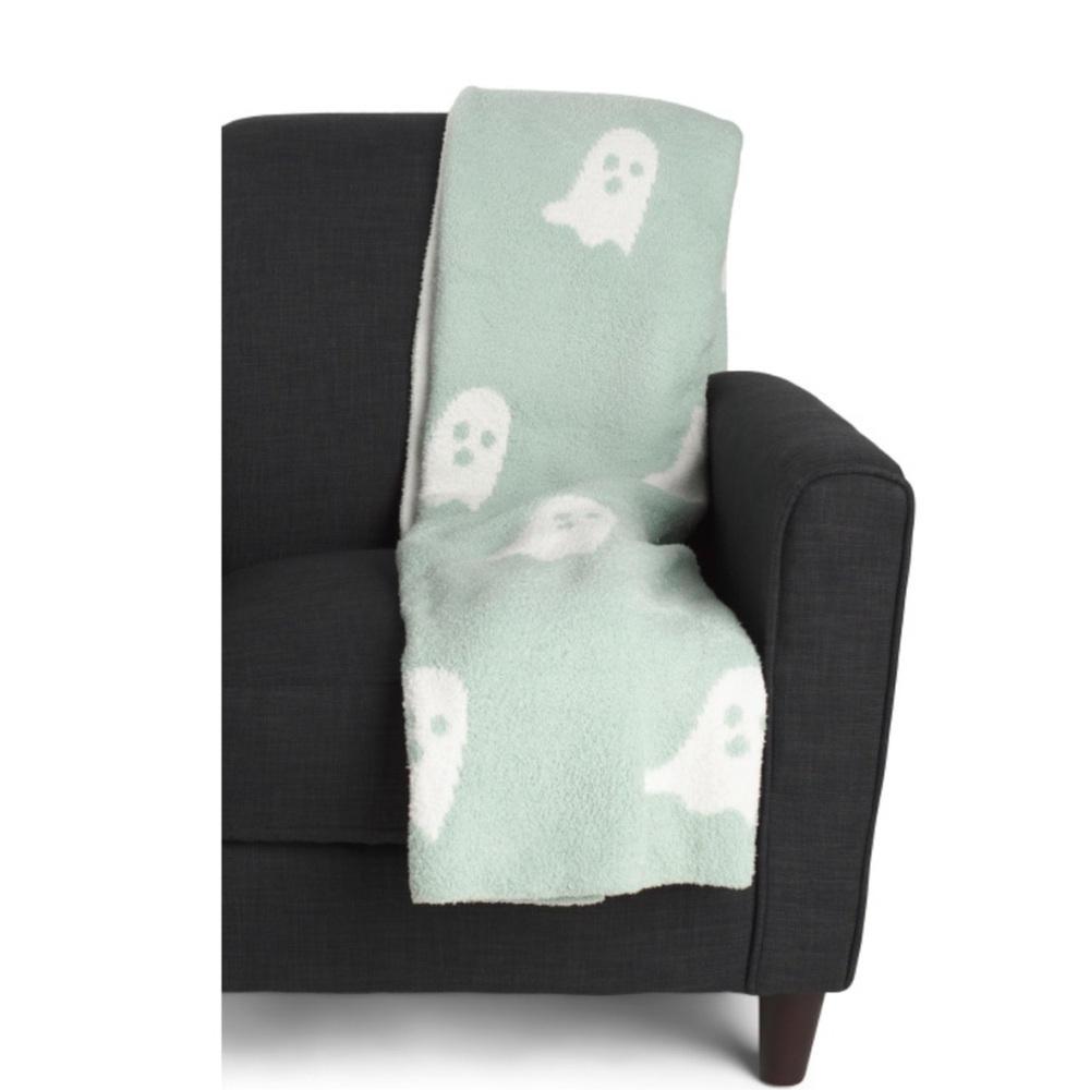 Ghost Plush Throw Blanket
